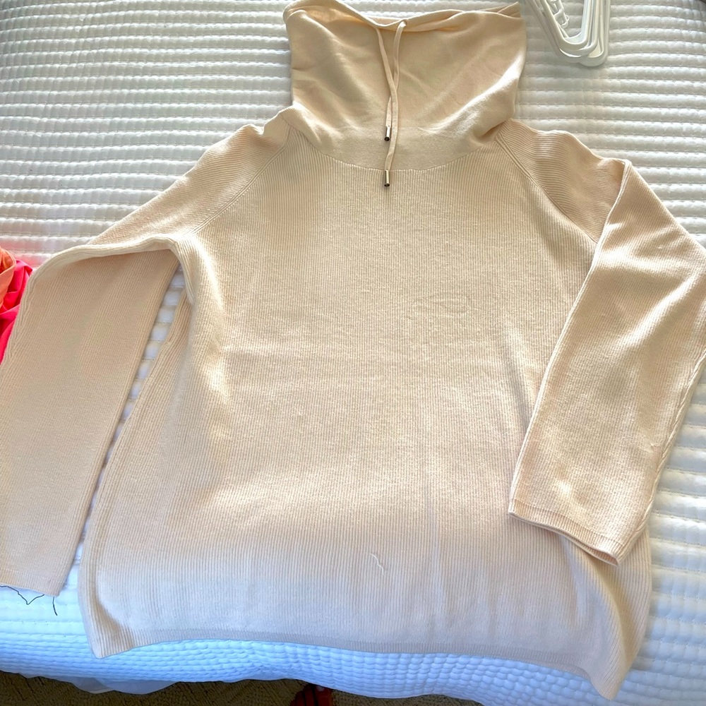 Lovely cowlneck lightweight sweater